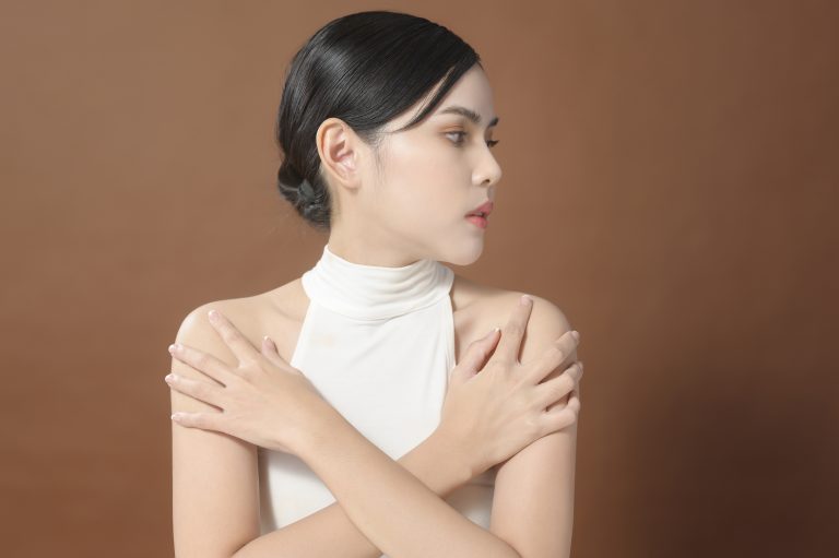 턱지방흡입 비용 알아보기 — 이중턱·볼살, 어디서 어떻게 해야 할까?